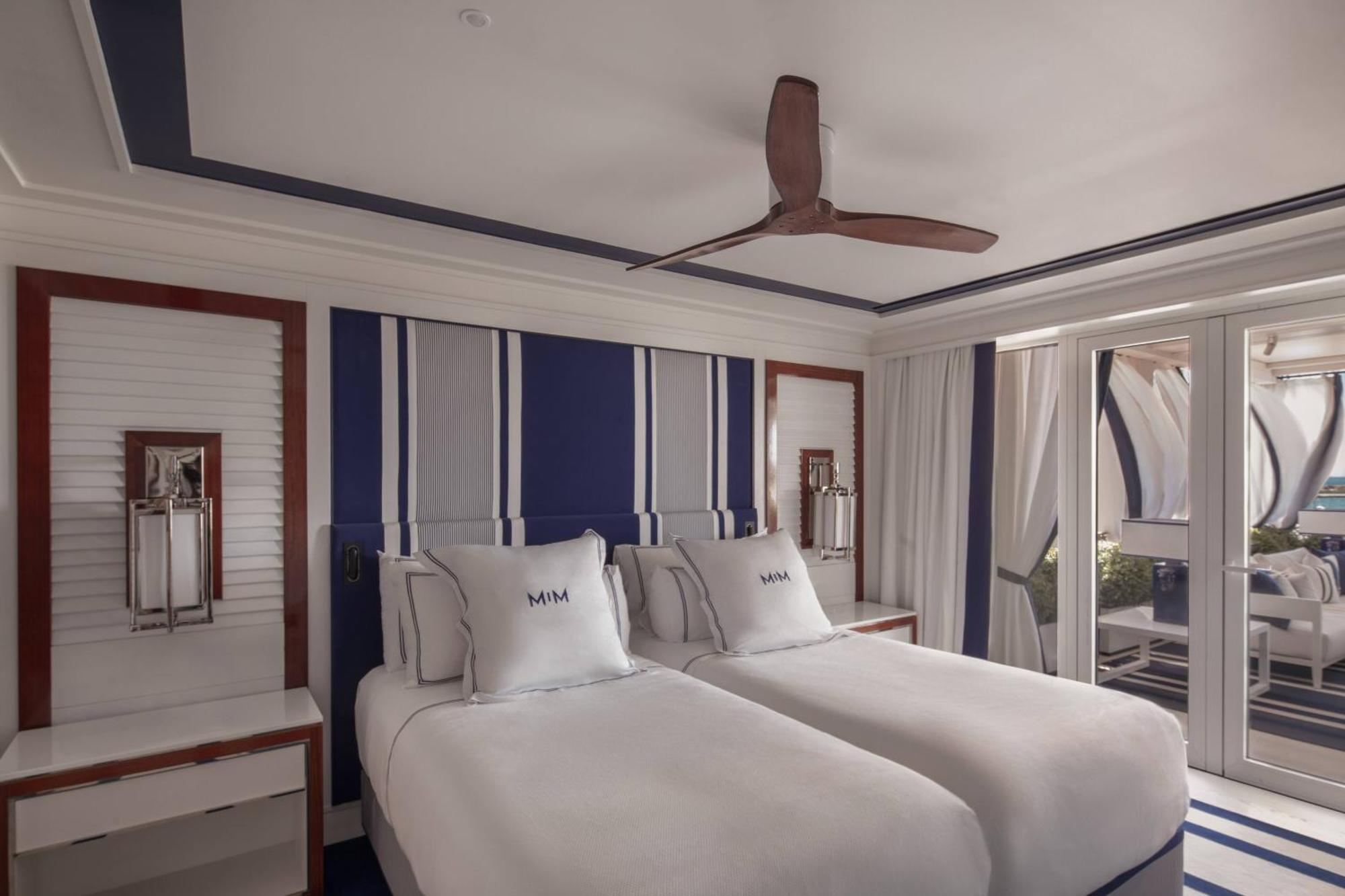 Suite Junior con terraza y vistas al mar